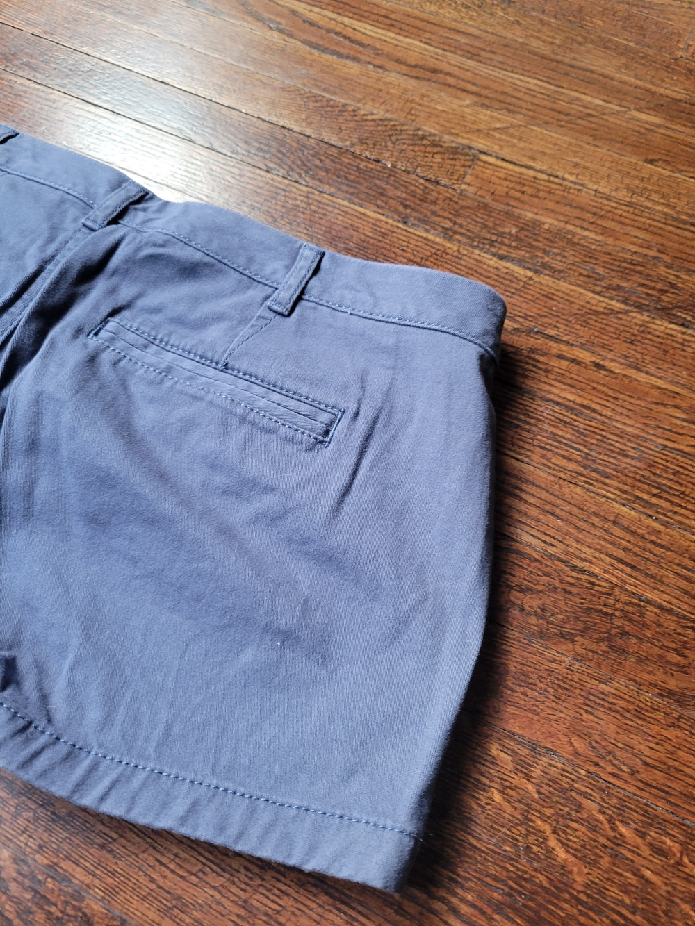 Express Womens Shorts 6 Blue Chino Shortie Capsule Minimalist Preppy Timeless - Picture 16 of 17